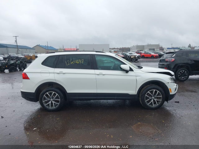 3VV0B7AX9LM113608 Volkswagen Tiguan Trendline