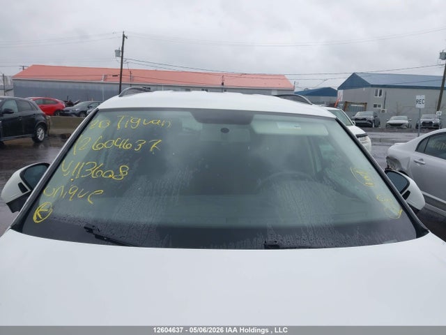 3VV0B7AX9LM113608 Volkswagen Tiguan Trendline