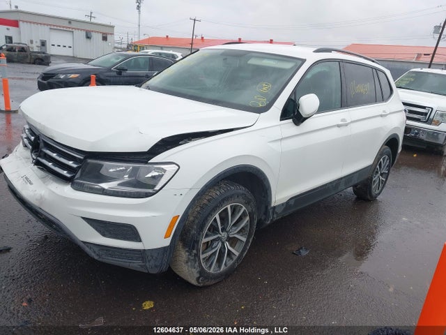 3VV0B7AX9LM113608 Volkswagen Tiguan Trendline