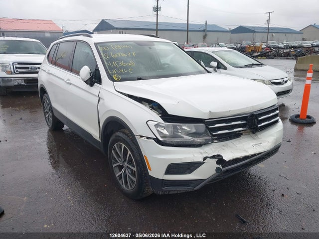 3VV0B7AX9LM113608 Volkswagen Tiguan Trendline