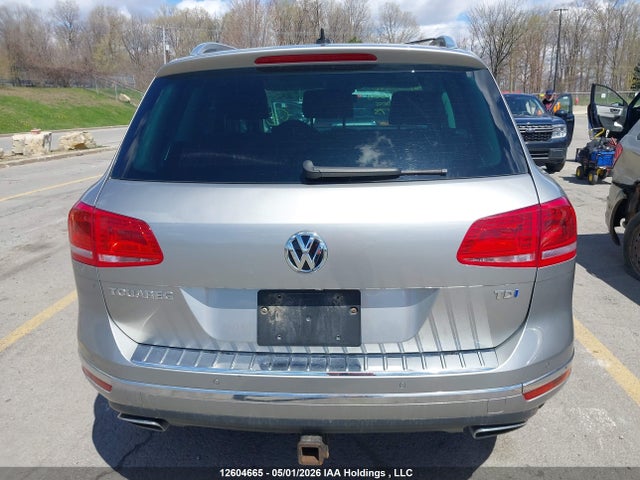 2015 Volkswagen Touareg 3.0 Tdi Comfortline/3.0 Tdi Execline/3.0 Tdi Highline/3.0 Tdi Sportline მანქანა იყიდება აუქციონზე, vin: WVGEP9BP3FD003973, აუქციონის ნომერი: 12604665