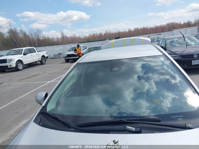 12604678 :رقم المزاد ، 2T1BURHE2KC231282 vin ، 2019 Toyota Corolla Le مزاد بيع