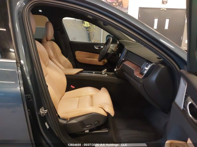 Aukcja sprzedaży 2022 Volvo Xc60 B6 Inscription, vin: LYV062RL2NB989386, numer aukcji: 12604688