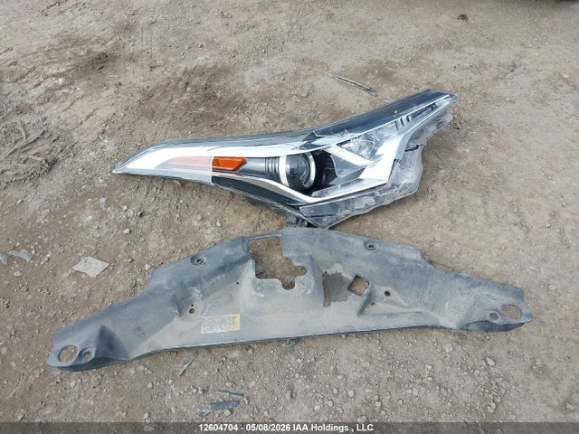 12604704 :رقم المزاد ، NMTKHMBX5KR066254 vin ، 2019 Toyota C-hr Xle/le/limited مزاد بيع