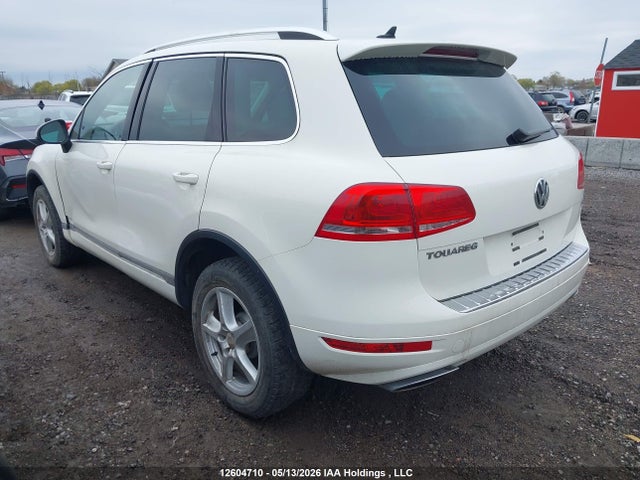 Aukcja sprzedaży 2011 Volkswagen Touareg 3.0 Tdi Comfortline/3.0 Tdi Execline/3.0 Tdi Highline, vin: WVGDK9BP5BD002165, numer aukcji: 12604710
