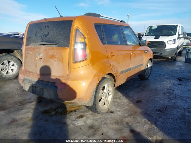 2011 Kia Soul მანქანა იყიდება აუქციონზე, vin: KNDJT2A20B7225102, აუქციონის ნომერი: 12542080