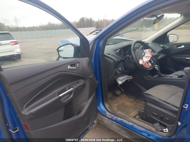 1FMCU9GD7KUC40250 Ford ESCAPE SE