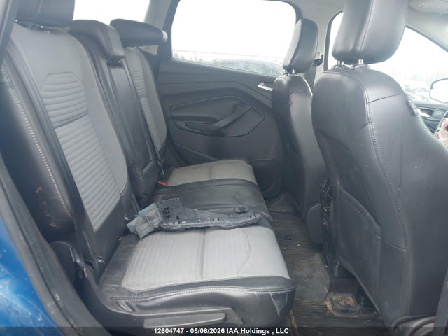 1FMCU9GD7KUC40250 Ford ESCAPE SE