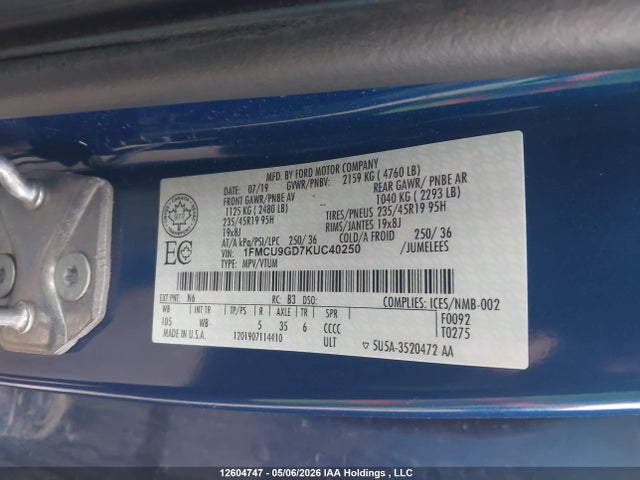 1FMCU9GD7KUC40250 Ford ESCAPE SE