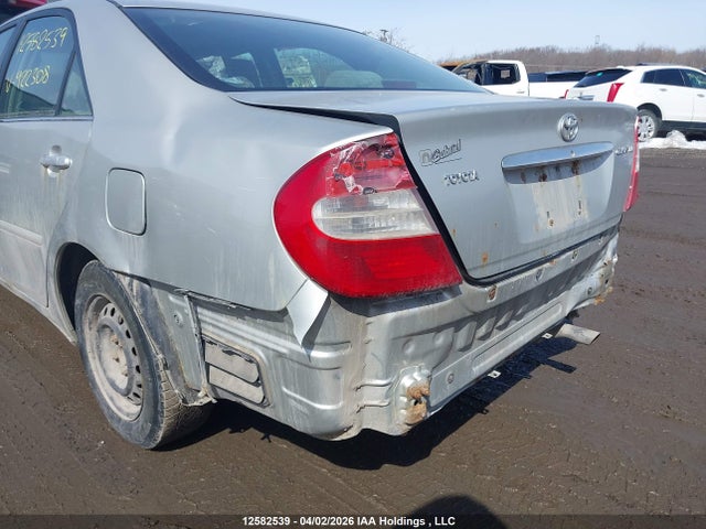 2004 Toyota Camry Le/se/xle მანქანა იყიდება აუქციონზე, vin: 4T1BE32K64U922308, აუქციონის ნომერი: 12582539