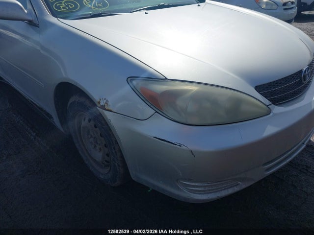 2004 Toyota Camry Le/se/xle მანქანა იყიდება აუქციონზე, vin: 4T1BE32K64U922308, აუქციონის ნომერი: 12582539