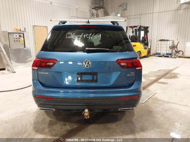 3VV2B7AX0JM110215 Volkswagen Tiguan Comfortline