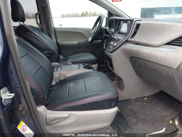 5TDKZ3DC6JS941360 Toyota Sienna Le 8-passenger