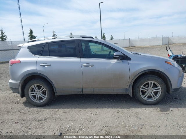 12604803 :رقم المزاد ، 2T3BFREV7HW603387 vin ، 2017 Toyota Rav4 Le مزاد بيع