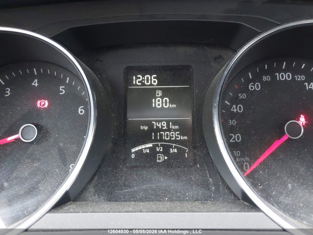 3VW167AJ8HM204635 Volkswagen Jetta
