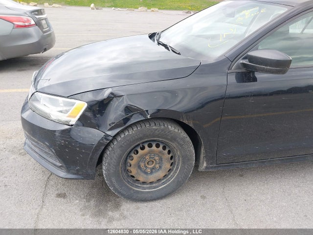 3VW167AJ8HM204635 Volkswagen Jetta
