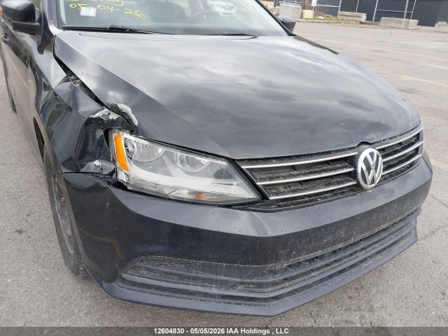 3VW167AJ8HM204635 Volkswagen Jetta