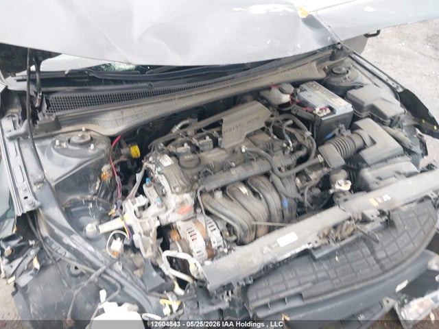 KMHLM4AG4MU083611 Hyundai Elantra Preferred Ivt