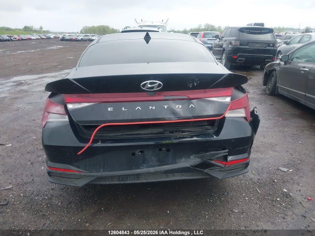 KMHLM4AG4MU083611 Hyundai Elantra Preferred Ivt