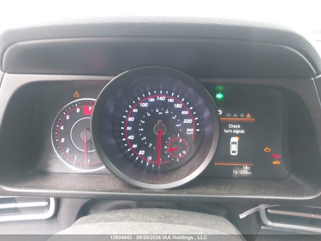 KMHLM4AG4MU083611 Hyundai Elantra Preferred Ivt
