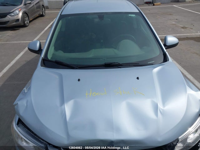 1G1JD5SH2J4105148 Chevrolet Sonic Lt Auto