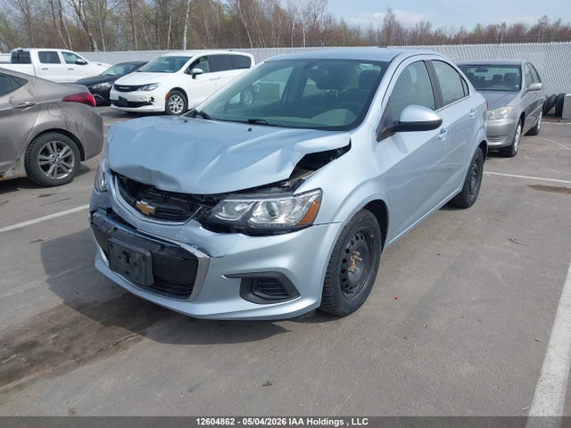 1G1JD5SH2J4105148 Chevrolet Sonic Lt Auto