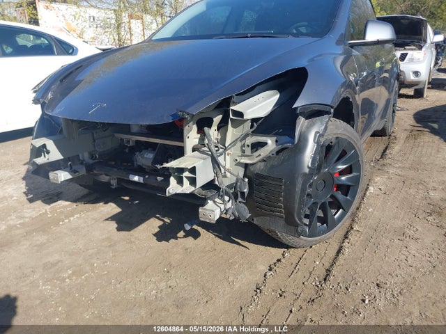 12604864 :رقم المزاد ، 7SAYGDEF4NF506316 vin ، 2022 Tesla Model Y Performance مزاد بيع