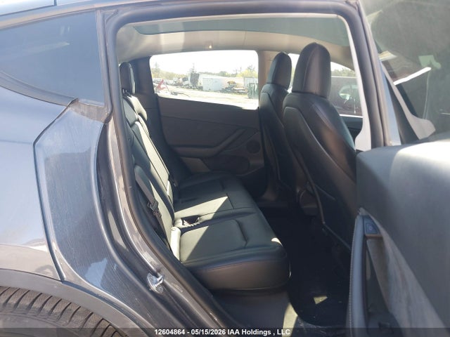 12604864 :رقم المزاد ، 7SAYGDEF4NF506316 vin ، 2022 Tesla Model Y Performance مزاد بيع