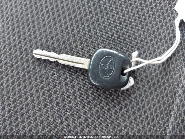 12604894 :رقم المزاد ، JTDBE32KX30200429 vin ، 2003 Toyota Camry Le/xle مزاد بيع