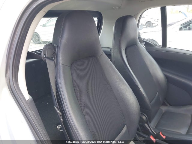 Smart Fortwo Passion/pure 2015 WMEEJ3BA6FK795368 Image 8