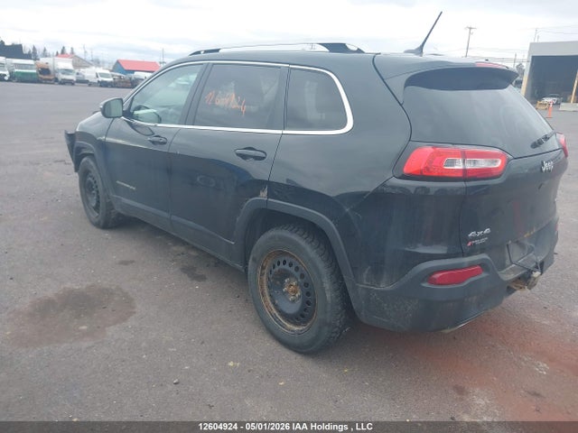 1C4PJMCS0FW687924 Jeep Cherokee Latitude