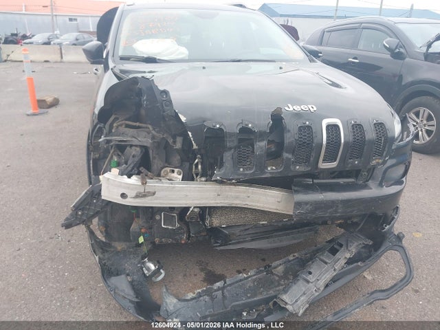 1C4PJMCS0FW687924 Jeep Cherokee Latitude