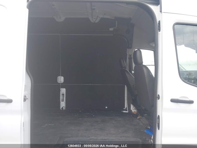2025 Ford Transit T-250 მანქანა იყიდება აუქციონზე, vin: 1FTBR2X89SKA81562, აუქციონის ნომერი: 12604933