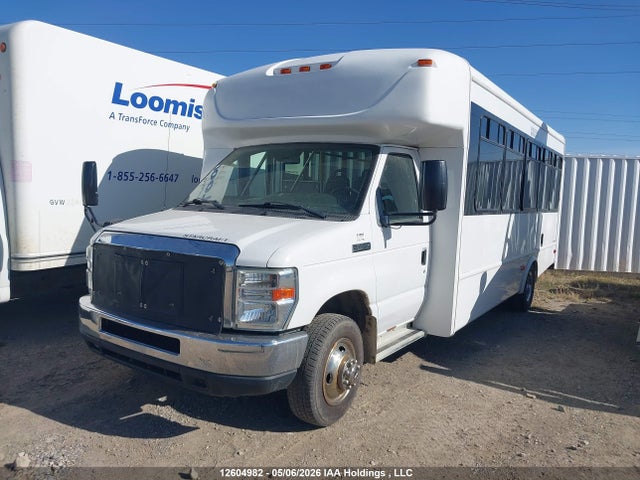 Продажа на аукционе авто 2012 Ford Econoline E450 Super Duty Cutwy Van, vin: 1FDFE4FS9CDA56877, номер лота: 12604982