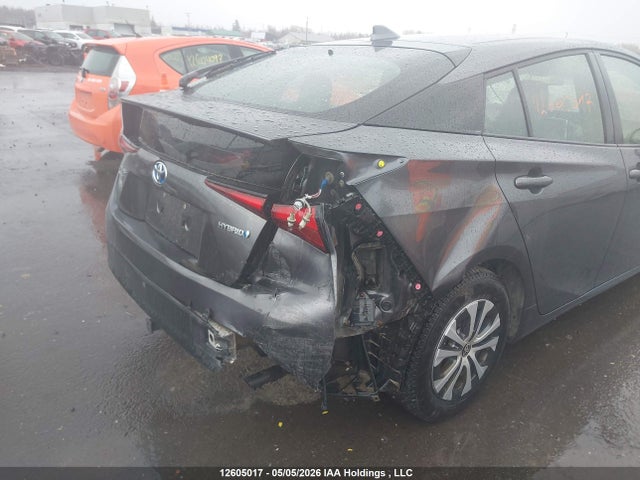 JTDL9RFU6K3001382 Toyota Prius