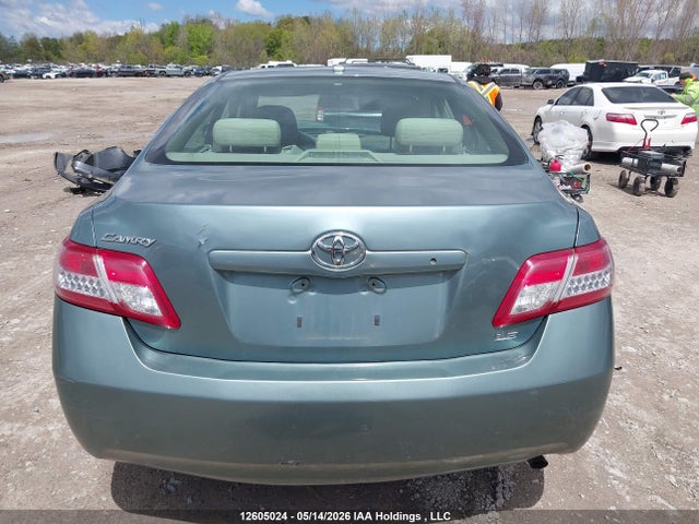 12605024 :رقم المزاد ، 4T1BF3EK8BU684290 vin ، 2011 Toyota Camry مزاد بيع