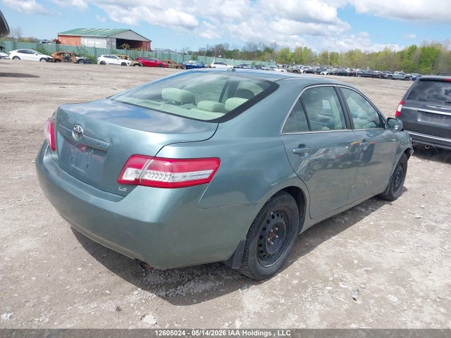 12605024 :رقم المزاد ، 4T1BF3EK8BU684290 vin ، 2011 Toyota Camry مزاد بيع