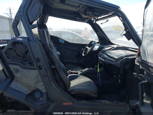 3JBAKAX2XPE000250 Can-Am Commander Xt 1000r/xt-p 1000r
