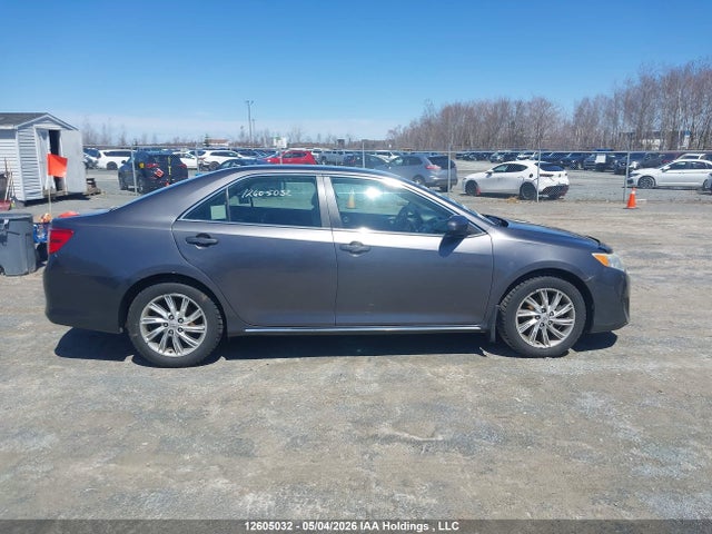 2014 Toyota Camry Le მანქანა იყიდება აუქციონზე, vin: 4T1BF1FK3EU361515, აუქციონის ნომერი: 12605032