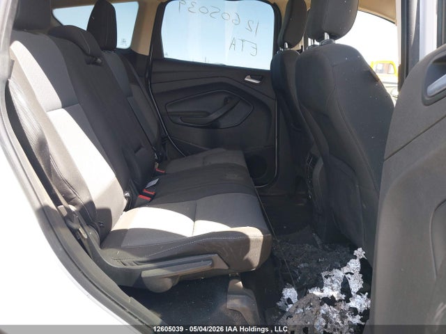 Продажа на аукционе авто 2019 Ford Escape Se, vin: 1FMCU9GD5KUB39899, номер лота: 12605039