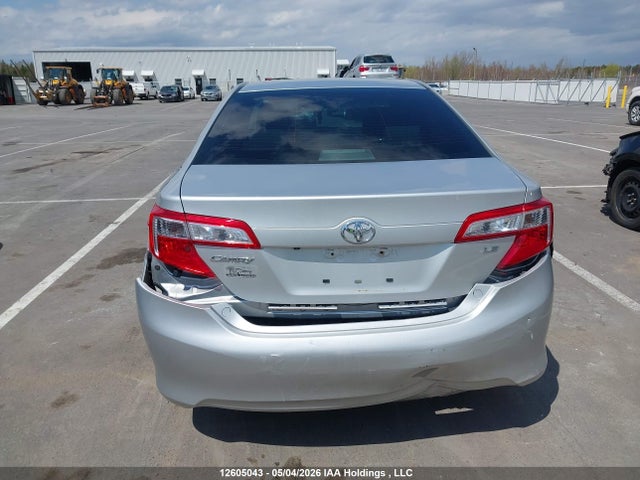 2014 Toyota Camry Le მანქანა იყიდება აუქციონზე, vin: 4T1BF1FK5EU778733, აუქციონის ნომერი: 12605043