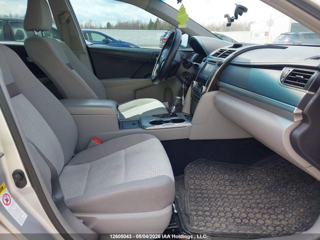 2014 Toyota Camry Le მანქანა იყიდება აუქციონზე, vin: 4T1BF1FK5EU778733, აუქციონის ნომერი: 12605043