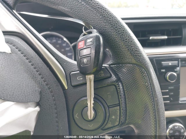 12605049 :رقم المزاد ، 2T1BURHE4FC272275 vin ، 2015 Toyota Corolla Le مزاد بيع
