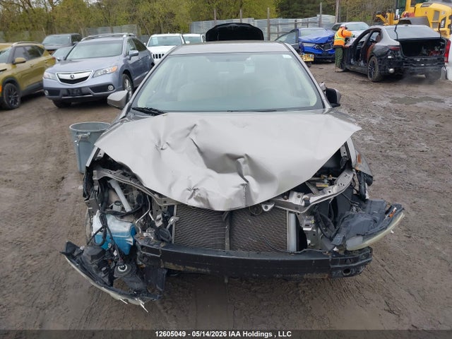 12605049 :رقم المزاد ، 2T1BURHE4FC272275 vin ، 2015 Toyota Corolla Le مزاد بيع