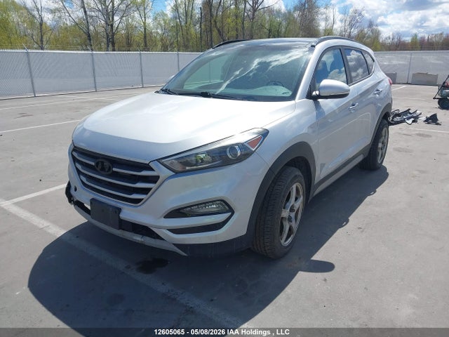 KM8J3CA2XHU342200 Hyundai Tucson Limited/sport And Eco/se