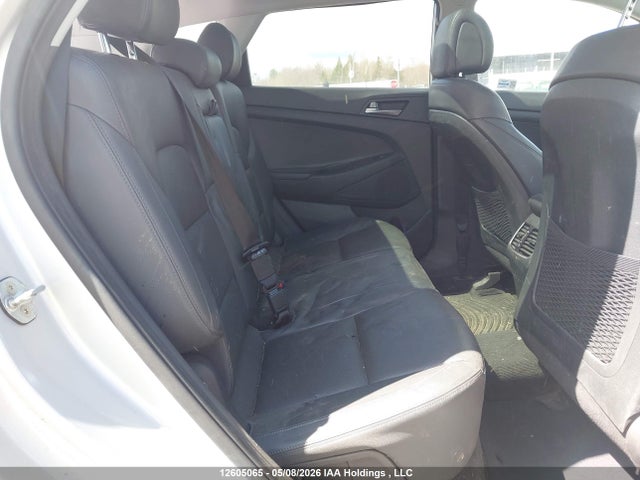 KM8J3CA2XHU342200 Hyundai Tucson Limited/sport And Eco/se