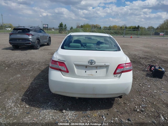 12605066 :رقم المزاد ، 4T1BF3EK8AU564021 vin ، 2010 Toyota Camry مزاد بيع