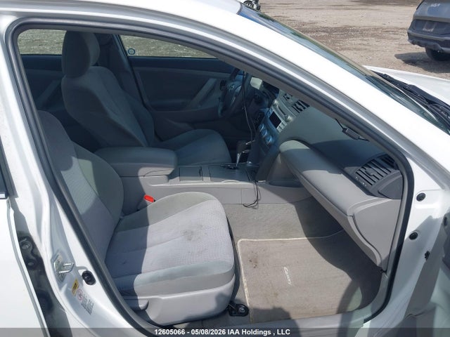 12605066 :رقم المزاد ، 4T1BF3EK8AU564021 vin ، 2010 Toyota Camry مزاد بيع
