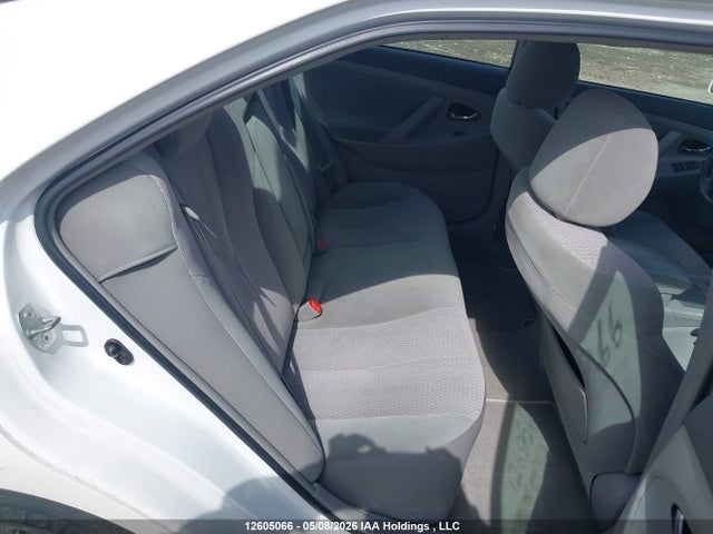 12605066 :رقم المزاد ، 4T1BF3EK8AU564021 vin ، 2010 Toyota Camry مزاد بيع