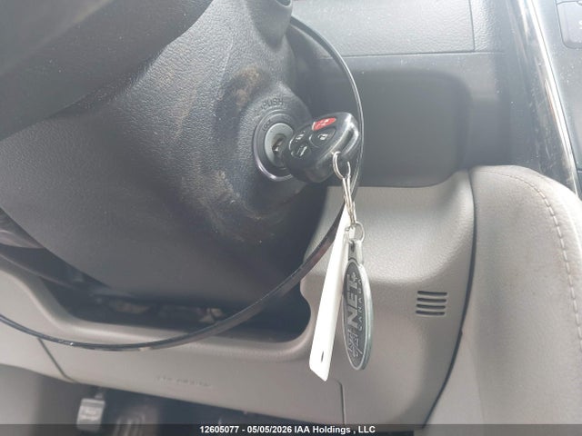 12605077 :رقم المزاد ، 4T1BF1FK3EU473196 vin ، 2014 Toyota Camry Le مزاد بيع